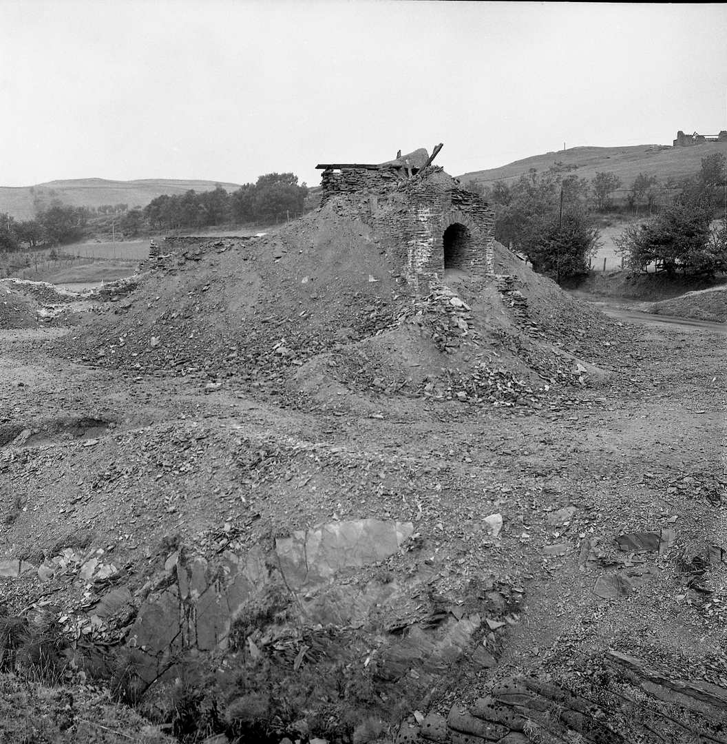 Angle bob tunnel into engine shaft Penrhiw Mine Ystumtuen 1975